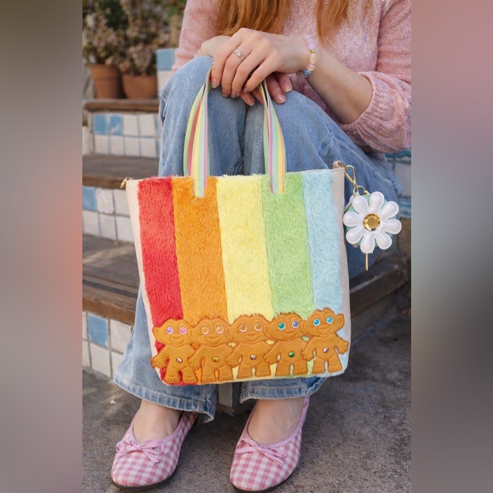 Loungefly Classic Trolls Universal Loungefly Tote Bag with short and long strap
